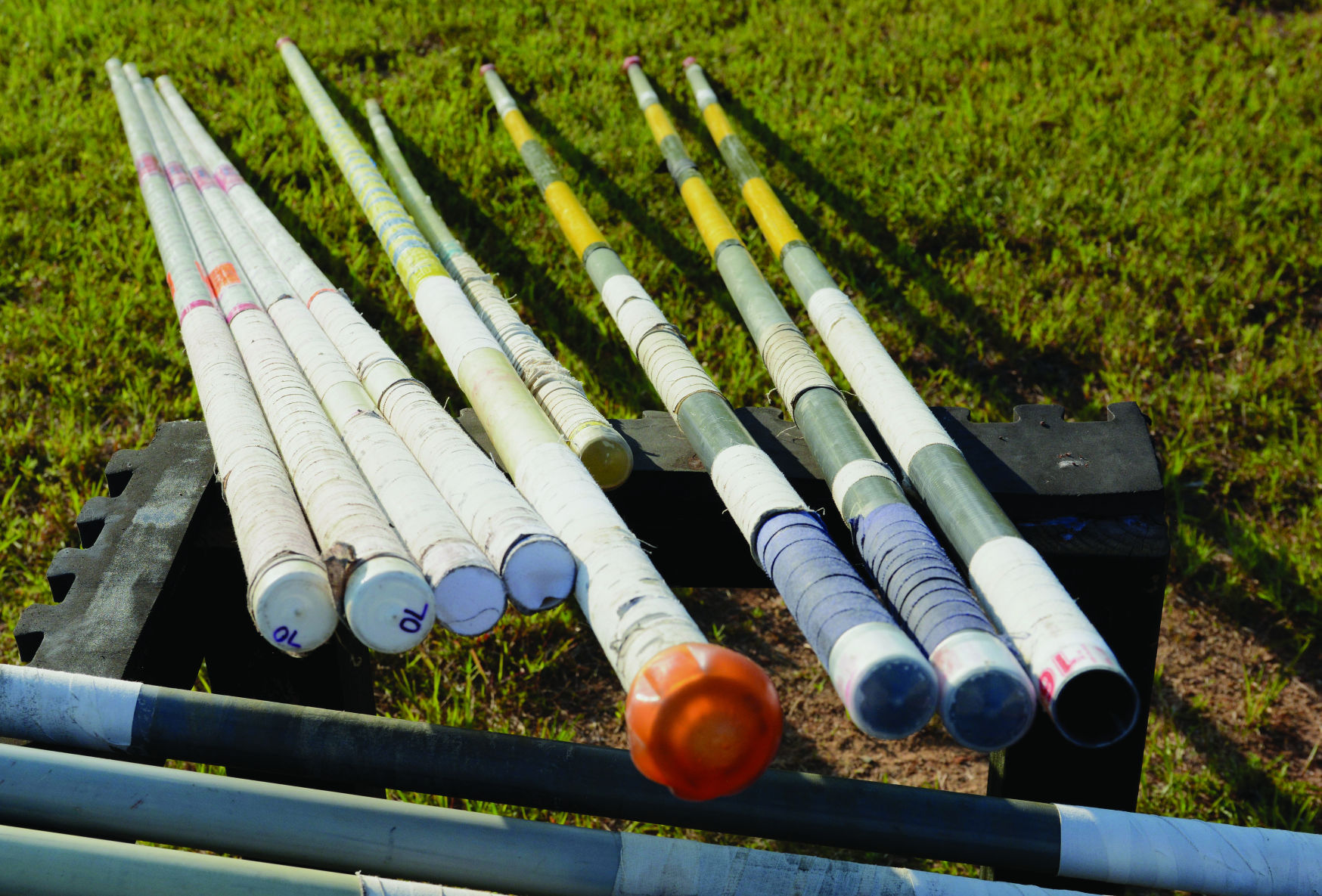 7-14 POLE VAULT 11